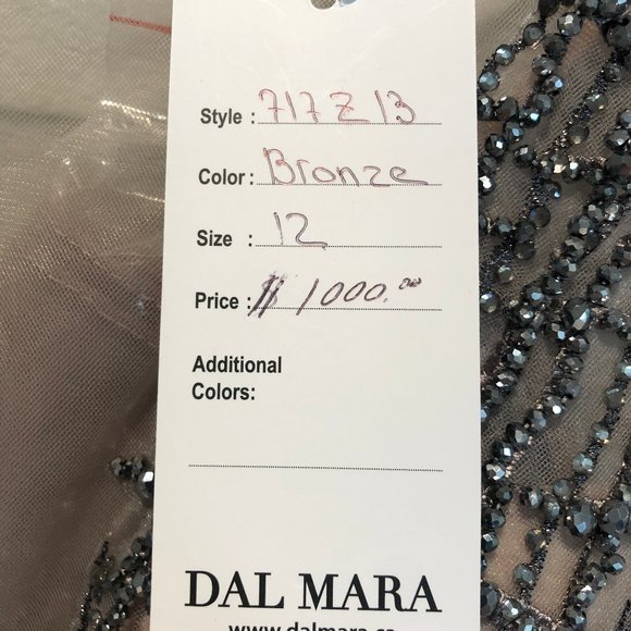 Formal Dress for Mother of Bride, Engagement. - Picture 4 of 5